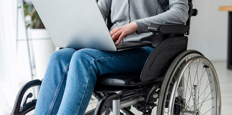 Skandal ze świadczeniem wspierającym. Urzędnicy wszystko zablokowali - 332915