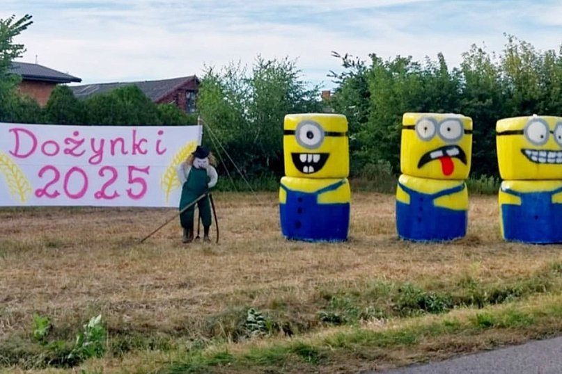 Mieszkańcy Łowickiego mistrzami słomianych witaczy