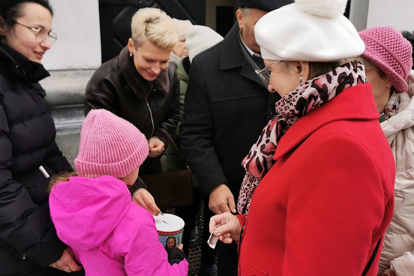 Zbiórka dla Zuzi Graszki w Łowiczu