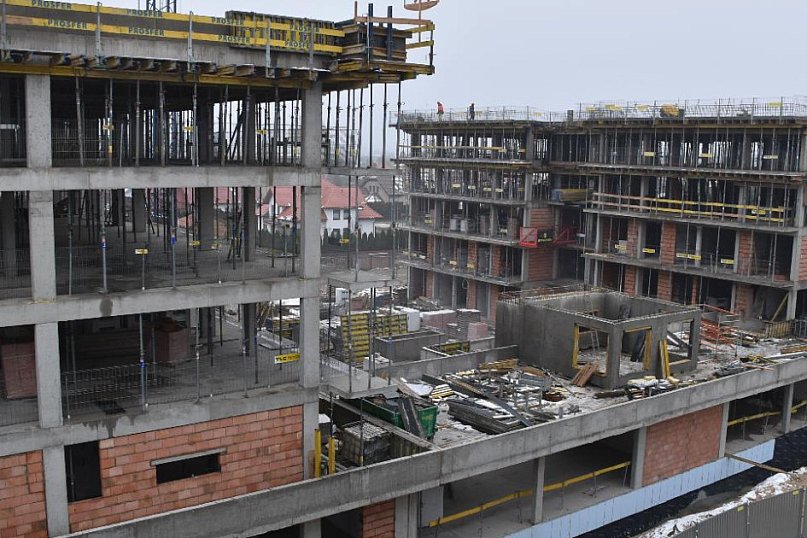 Tak rosną nowe bloki na Bratkowicach