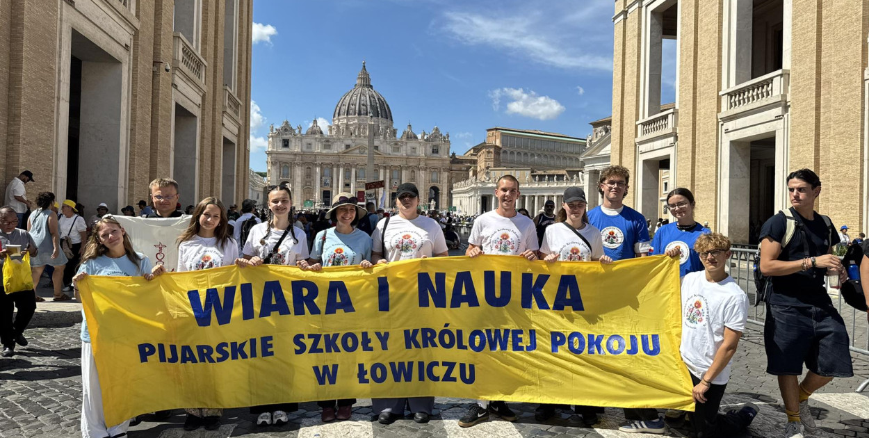 Pijarskie Szkoły Królowej Pokoju w Łowiczu