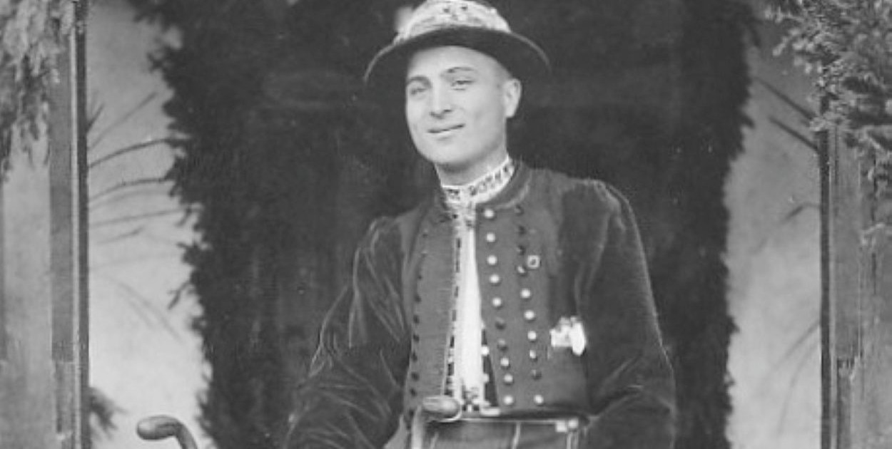 Jedna chałupa i troje etnografów. O Henryku Świątkowskim, jego dwóch żonach i ich fascynacji sztuką ludową