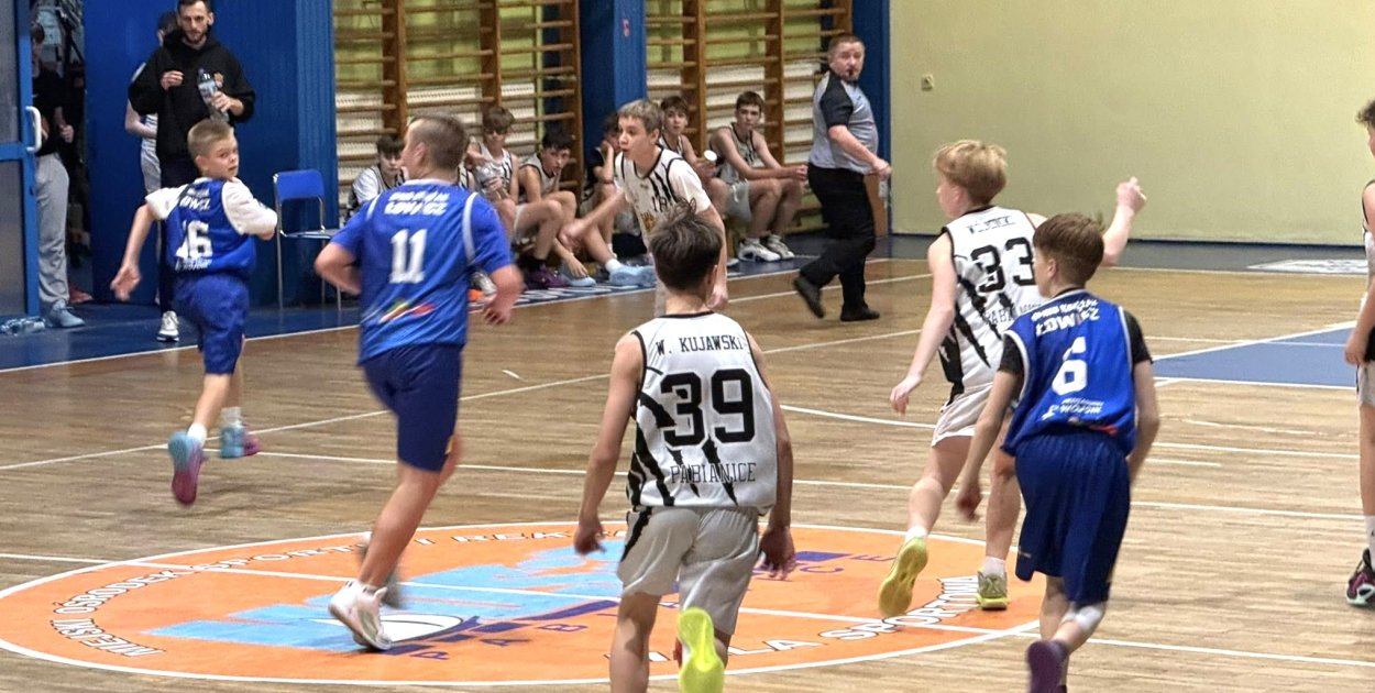 Fot.: Łowicka koszykówka.