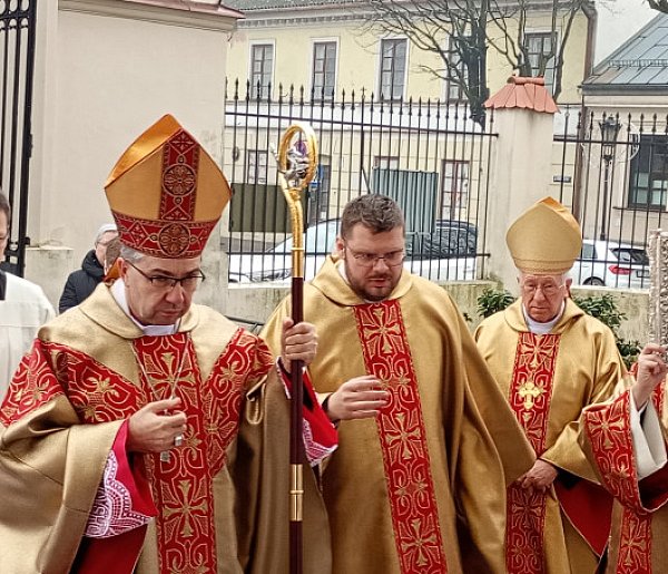 Inauguracja Roku Jubileuszowego w Bazylice Katedralnej w Łowiczu